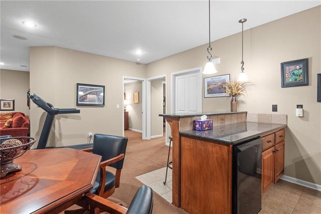 6816 Longview Street, Shawnee, KS 66218