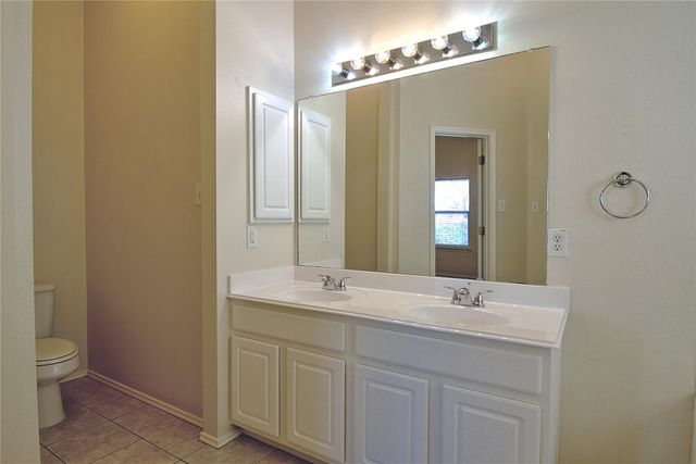 123 Aguilar DR, Hutto, TX 78634