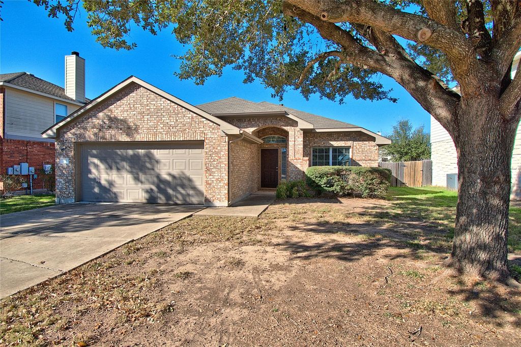 123 Aguilar DR, Hutto, TX 78634