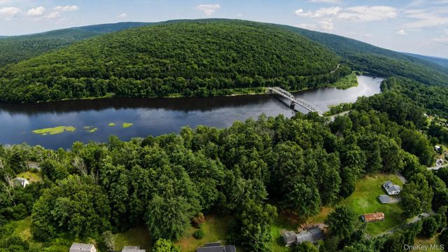 24 Andrew Paye Road, Pond Eddy, NY 12770