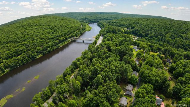 24 Andrew Paye Road, Pond Eddy, NY 12770