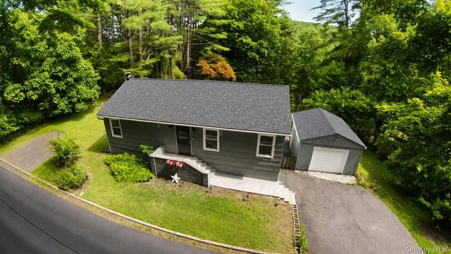 24 Andrew Paye Road, Pond Eddy, NY 12770