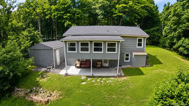 24 Andrew Paye Road, Pond Eddy, NY 12770
