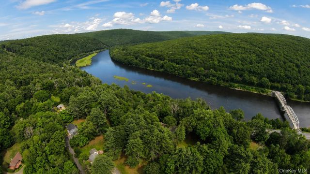 24 Andrew Paye Road, Pond Eddy, NY 12770