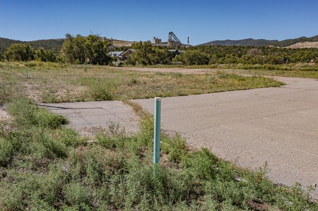 11807 NM-337, Tijeras, NM 87059