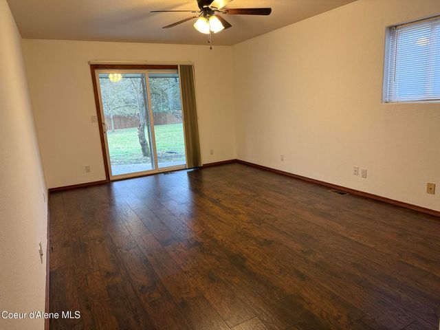 7959 N Valley ST, Dalton Gardens, ID 83815