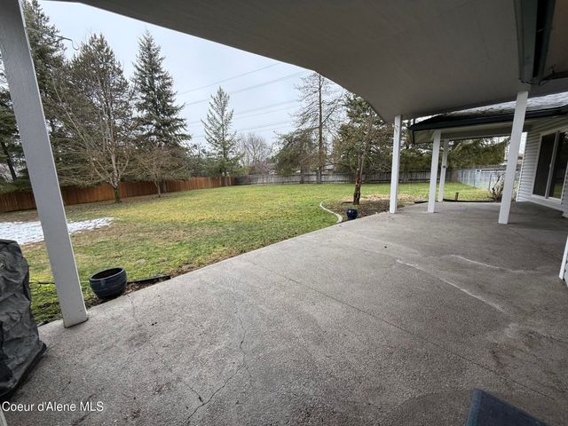 7959 N Valley ST, Dalton Gardens, ID 83815