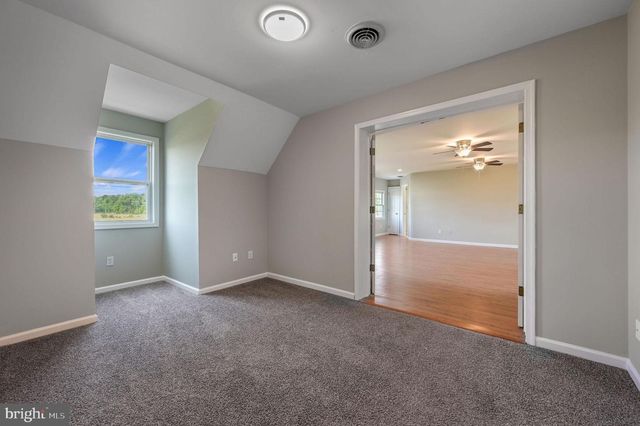 1074 PEARSONS CORNER RD, Hartly, DE 19953
