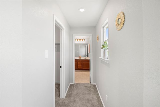 117 W Point Way, Elgin, TX 78621