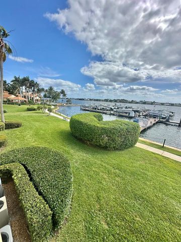167 Yacht Club Way 204, Hypoluxo, FL 33462