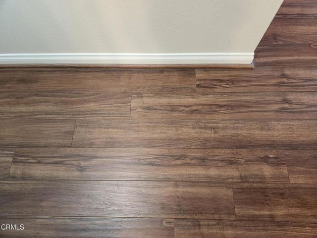 324 Chestnut Hill Court 11, Thousand Oaks, CA 91360