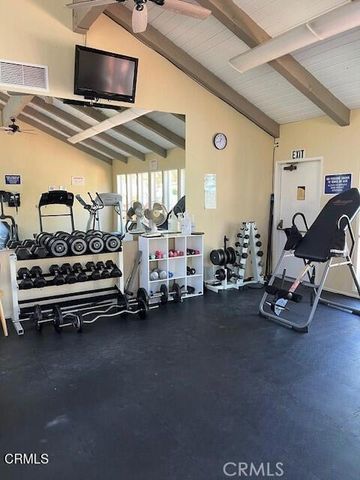 324 Chestnut Hill Court 11, Thousand Oaks, CA 91360