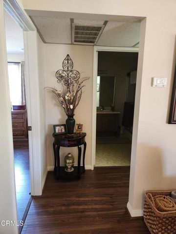 324 Chestnut Hill Court 11, Thousand Oaks, CA 91360