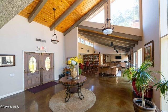 324 Chestnut Hill Court 11, Thousand Oaks, CA 91360