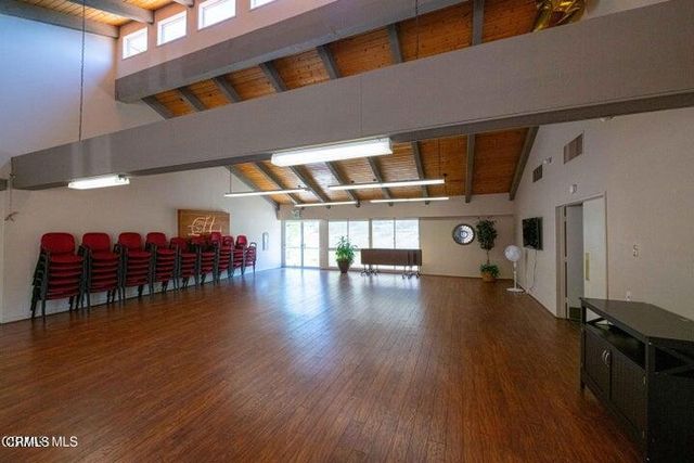 324 Chestnut Hill Court 11, Thousand Oaks, CA 91360