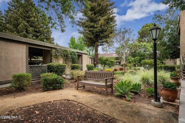 324 Chestnut Hill Court 11, Thousand Oaks, CA 91360