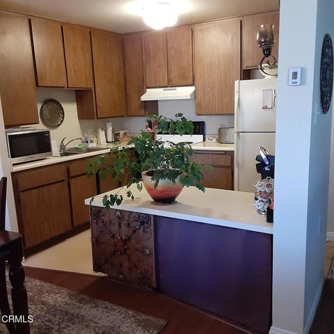 324 Chestnut Hill Court 11, Thousand Oaks, CA 91360
