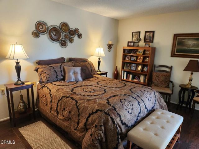 324 Chestnut Hill Court 11, Thousand Oaks, CA 91360