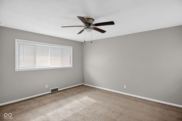 322 Meadow Lane, Plainfield, IN 46168