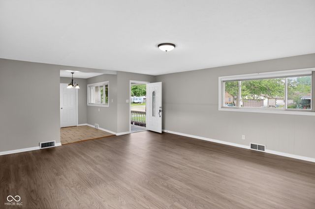 322 Meadow Lane, Plainfield, IN 46168