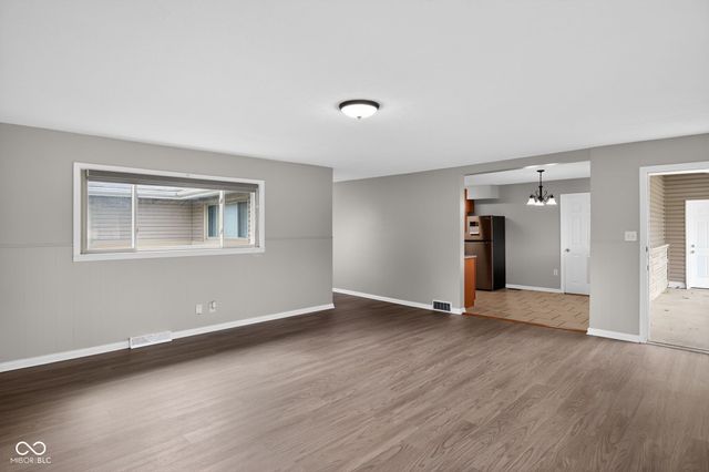 322 Meadow Lane, Plainfield, IN 46168
