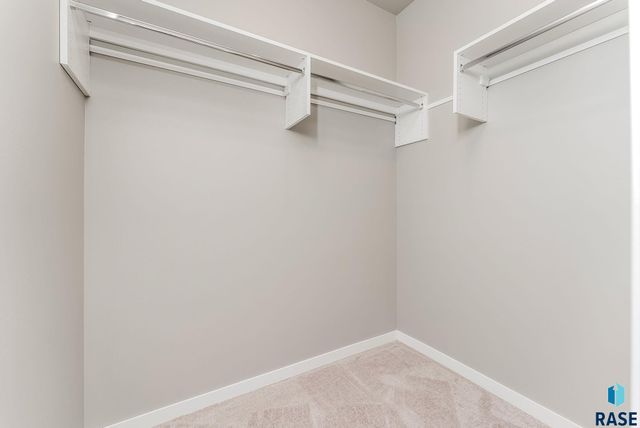 1508 S Kathryn Ave Avenue, Sioux Falls, SD 57106