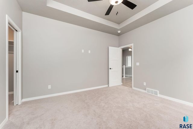 1508 S Kathryn Ave Avenue, Sioux Falls, SD 57106