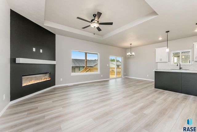 1508 S Kathryn Ave Avenue, Sioux Falls, SD 57106