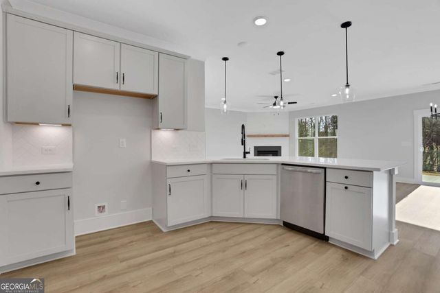 186 Trace Bluff, Dawsonville, GA 30534