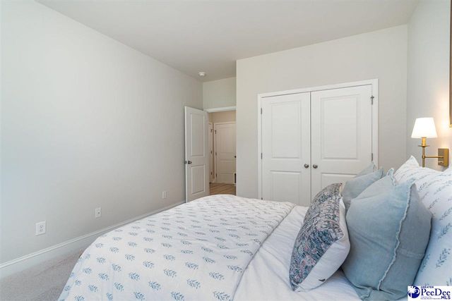 284 Bluff View Ln, Florence, SC 29505