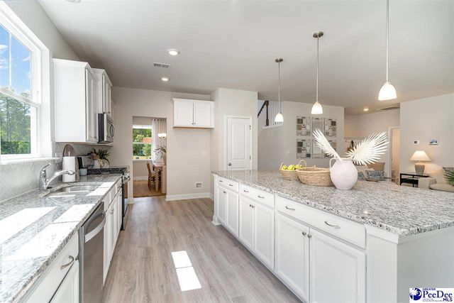 284 Bluff View Ln, Florence, SC 29505