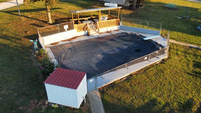 26314 County Road 322, Pittsburg, MO 65724