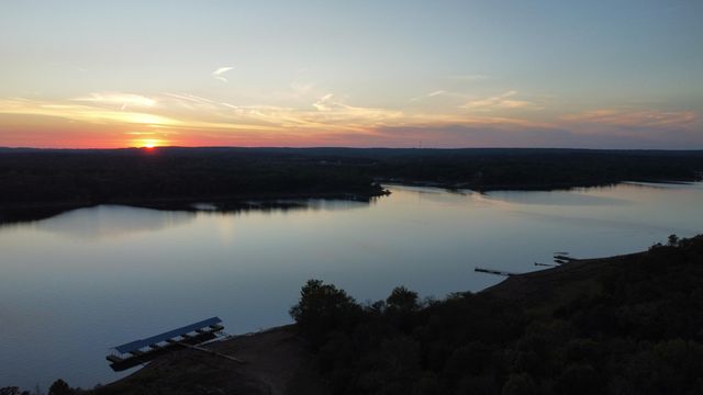 26314 County Road 322, Pittsburg, MO 65724