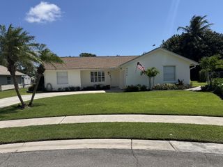 9774 Lancaster Pl, Boca Raton, FL 33434