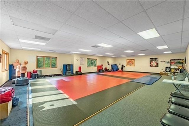 2750 Golden Mile Hwy, Plum Boro, PA 15239