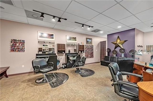 2750 Golden Mile Hwy, Plum Boro, PA 15239
