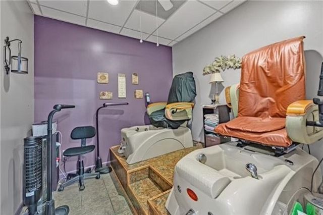 2750 Golden Mile Hwy, Plum Boro, PA 15239