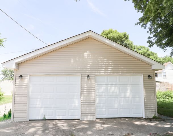 14632 Green Street, Harvey, IL 60426