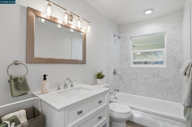 28 Temple Ct, Pacheco, CA 94553