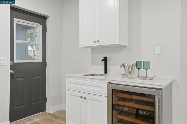 28 Temple Ct, Pacheco, CA 94553