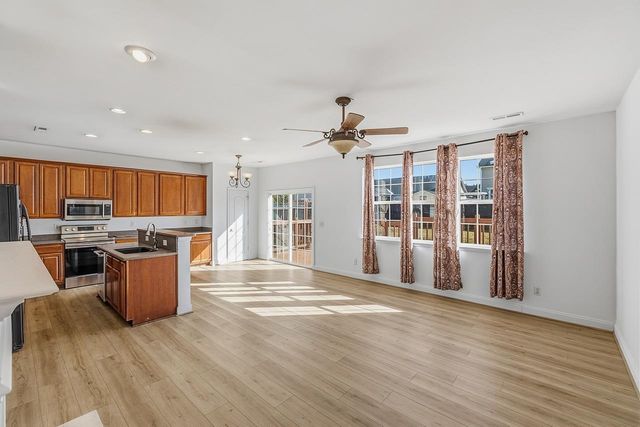 811 South Edisto River Drive, Roebuck, SC 29376