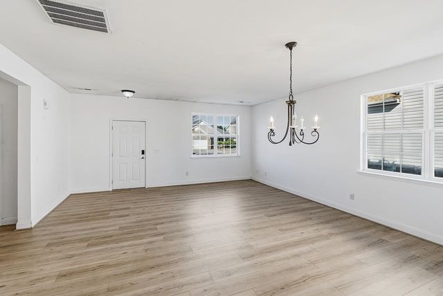 811 South Edisto River Drive, Roebuck, SC 29376