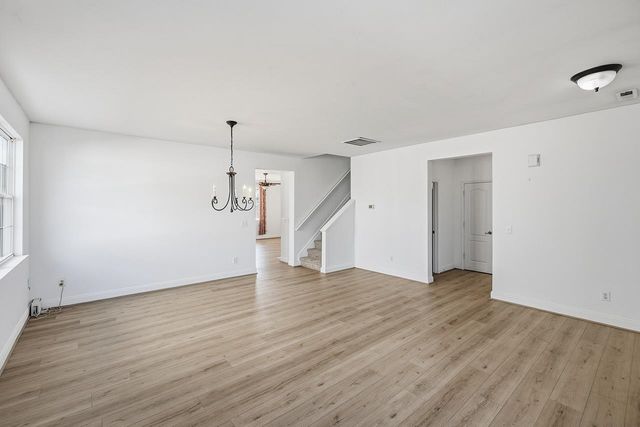 811 South Edisto River Drive, Roebuck, SC 29376