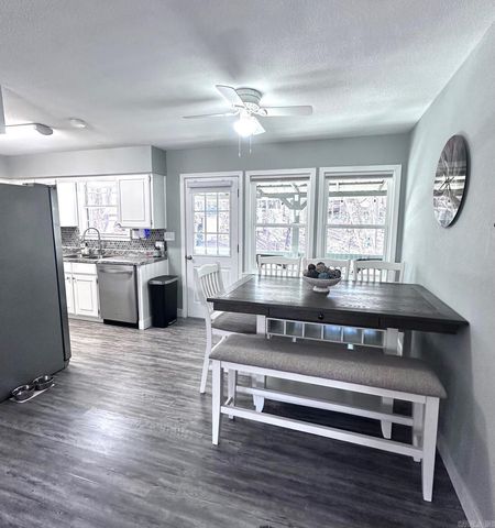 11 Santa Maria Ln, Hot Springs, AR 71909