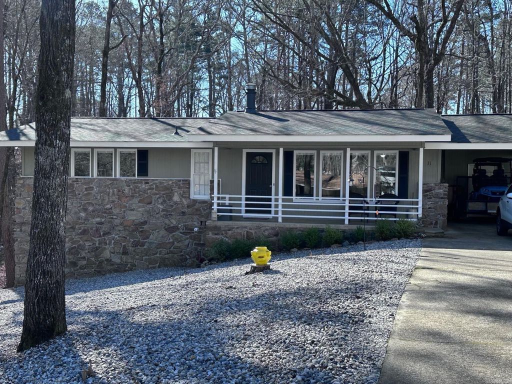 11 Santa Maria Ln, Hot Springs, AR 71909