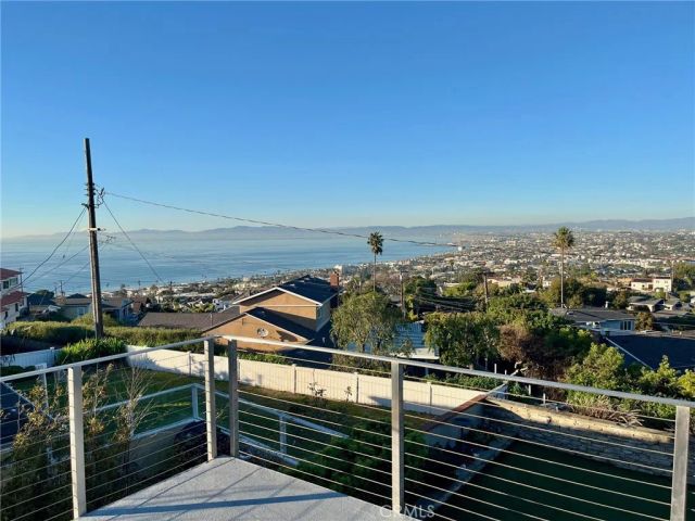 229 Via Pasqual, Redondo Beach, CA 90277