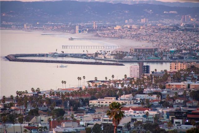 229 Via Pasqual, Redondo Beach, CA 90277