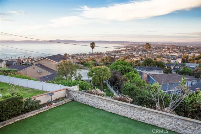 229 Via Pasqual, Redondo Beach, CA 90277