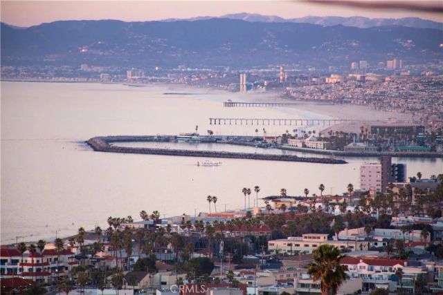 229 Via Pasqual, Redondo Beach, CA 90277