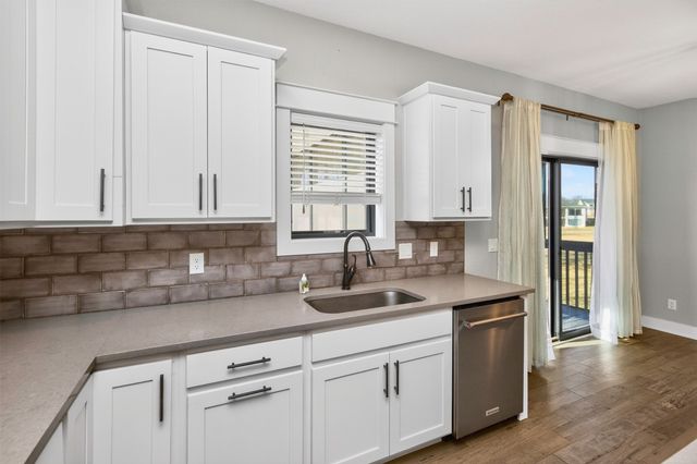 1621 Lyndale Drive, Polk City, IA 50226